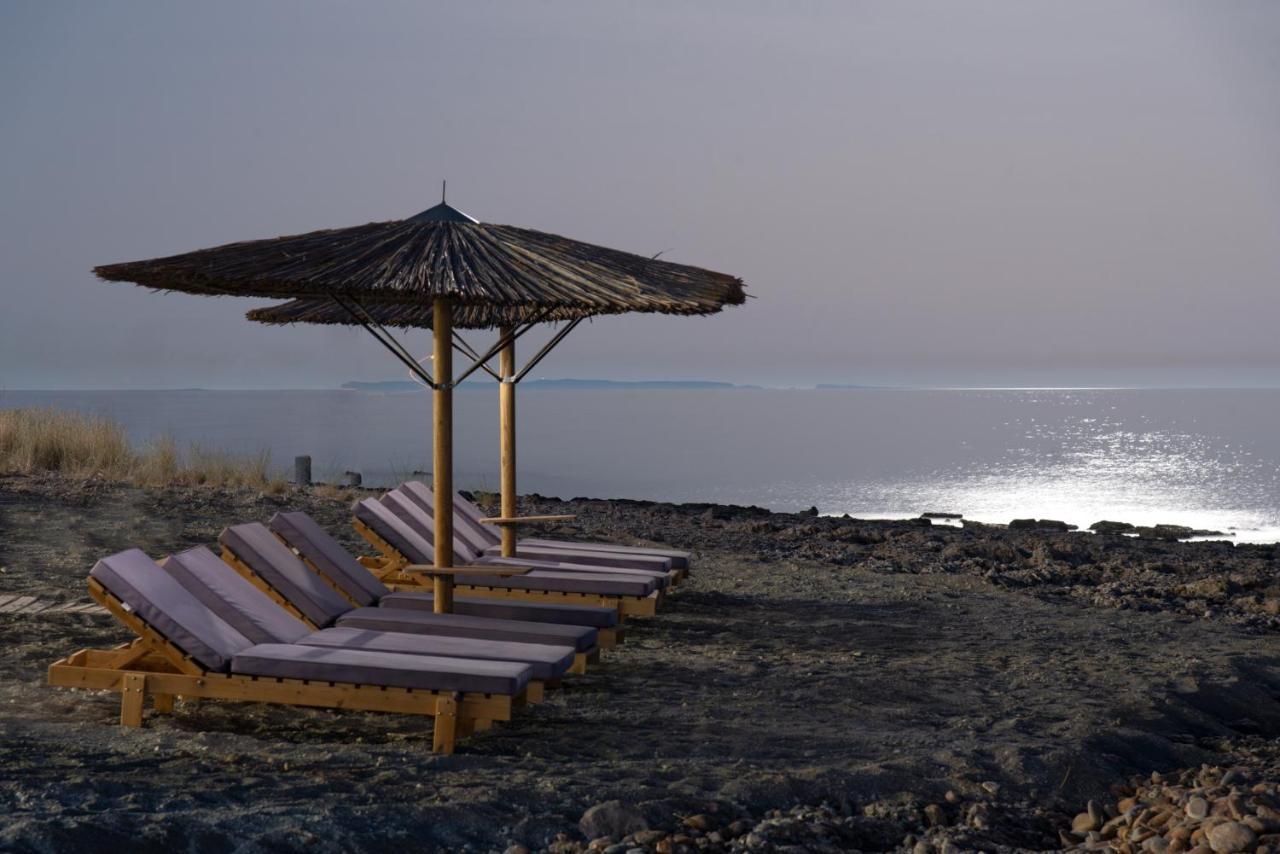 Moonlight Seafront Apartments Koutsouras Exterior photo